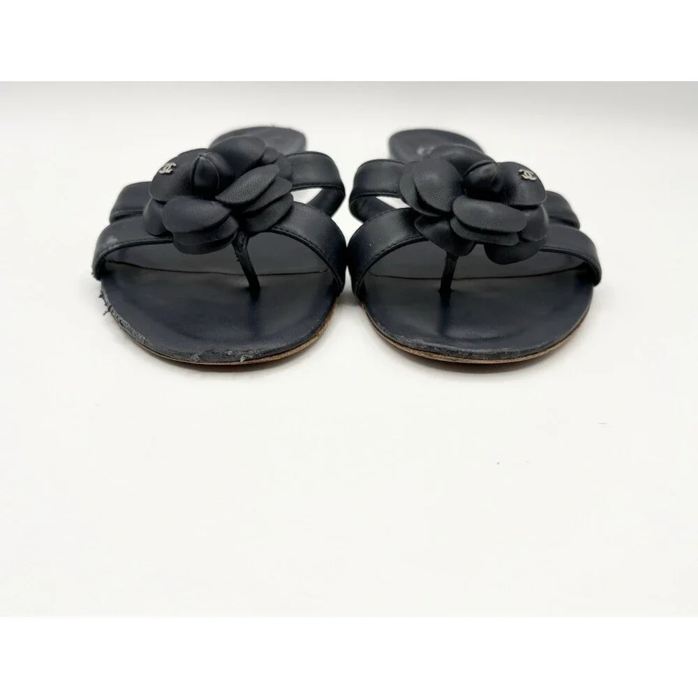 Chanel Navy Leather Camellia Embellished CC Logo Thong Flat Slides Size EU 39